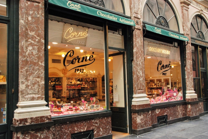 ecommerce-LE CASTELLET-min_chocolate_chocolaterie_shop_luxury_chic_gallery_brussels_belgium-558146